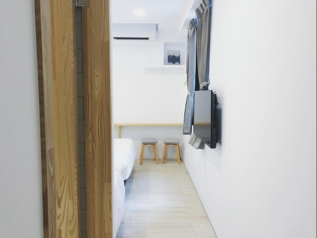 良文旅 Ryou Hotel Tainan Esterno foto